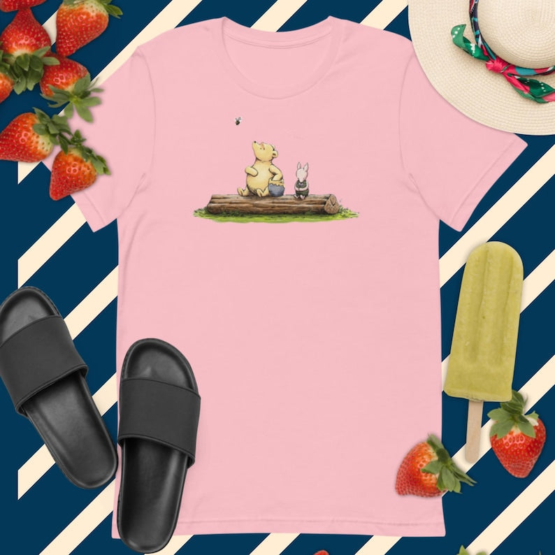 Classic Winnie the Pooh design Short-Sleeve Unisex T-Shirt, Gift for her, Mom, gift, vintage pooh and piglet fans