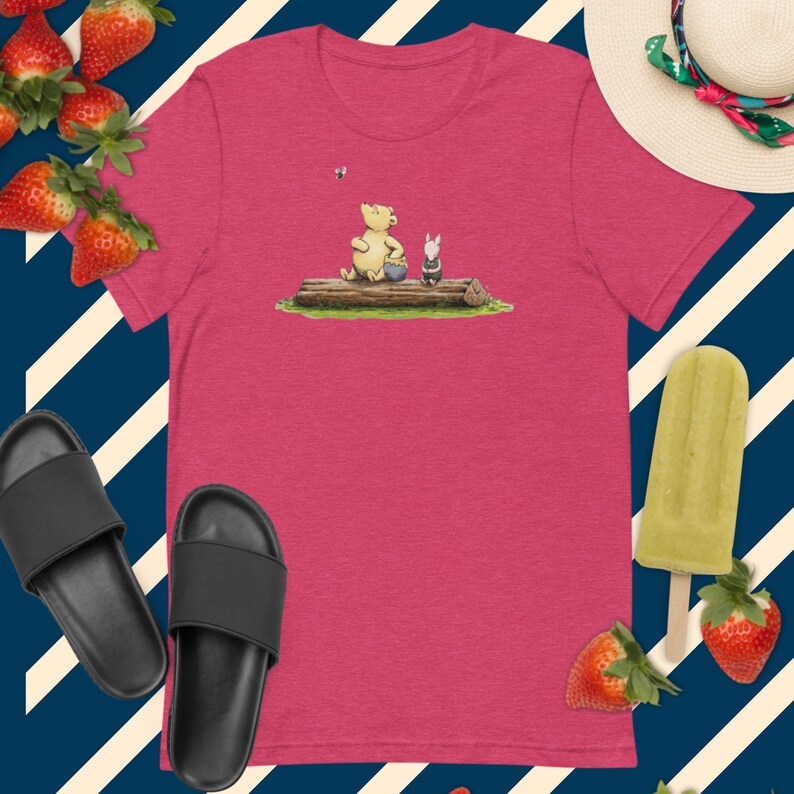 Classic Winnie the Pooh design Short-Sleeve Unisex T-Shirt, Gift for her, Mom, gift, vintage pooh and piglet fans