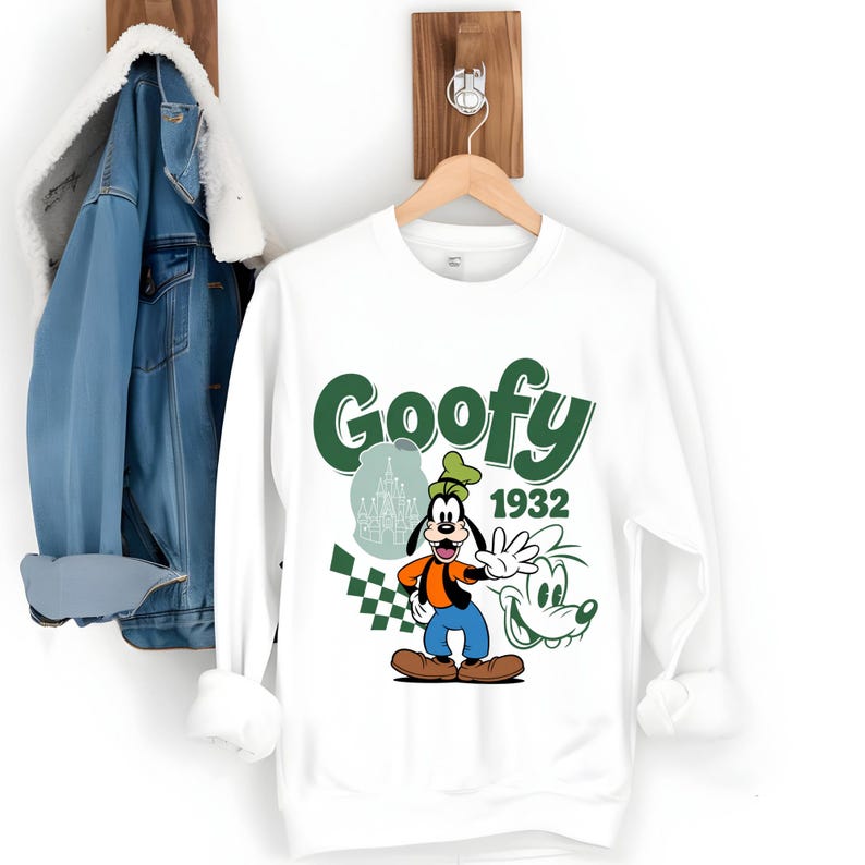 Pluto Dog DTF Transfer, Retro Disney Castle Design
