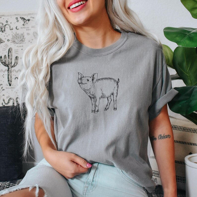 Piglet Line Art Shirt, Comfort Colors, Cute Gift for Pig Moms, Farmers