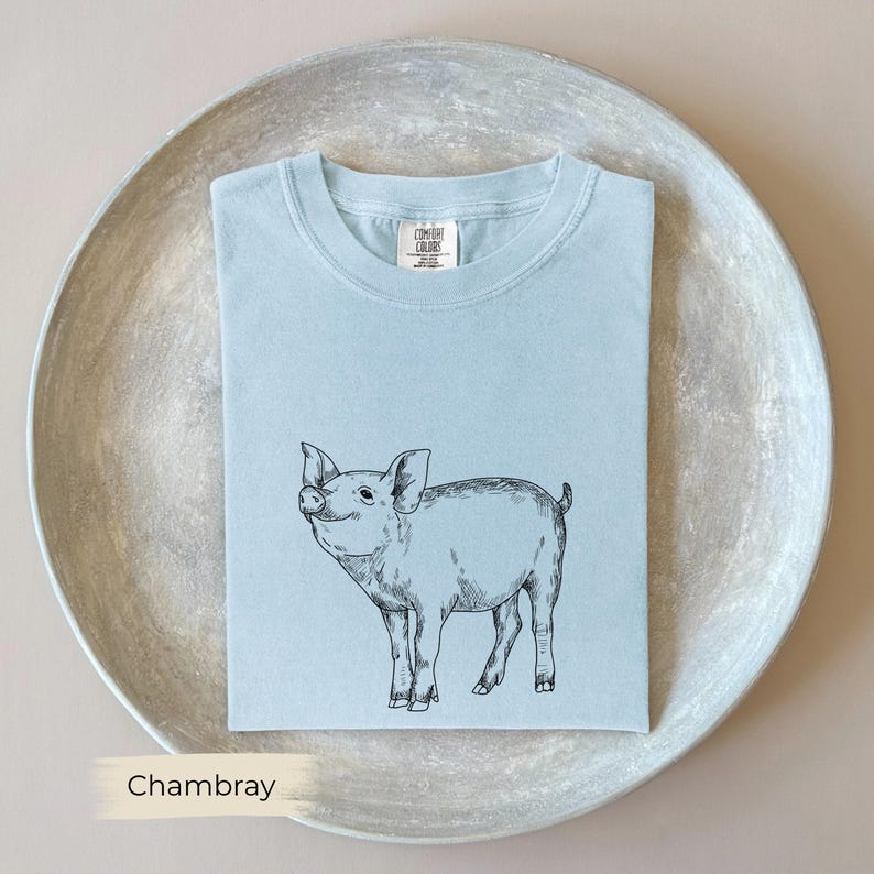 Piglet Line Art Shirt, Comfort Colors, Cute Gift for Pig Moms, Farmers