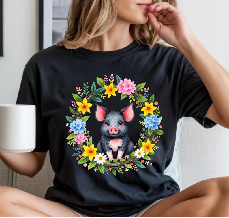 Botanical Wreath Tshirt Pig Floral Boho Tee Pig Mama Gift Shirt Animal Lover Pig Gift For Her Flower Whimsical Piglet Tee Pig Mom Birthday