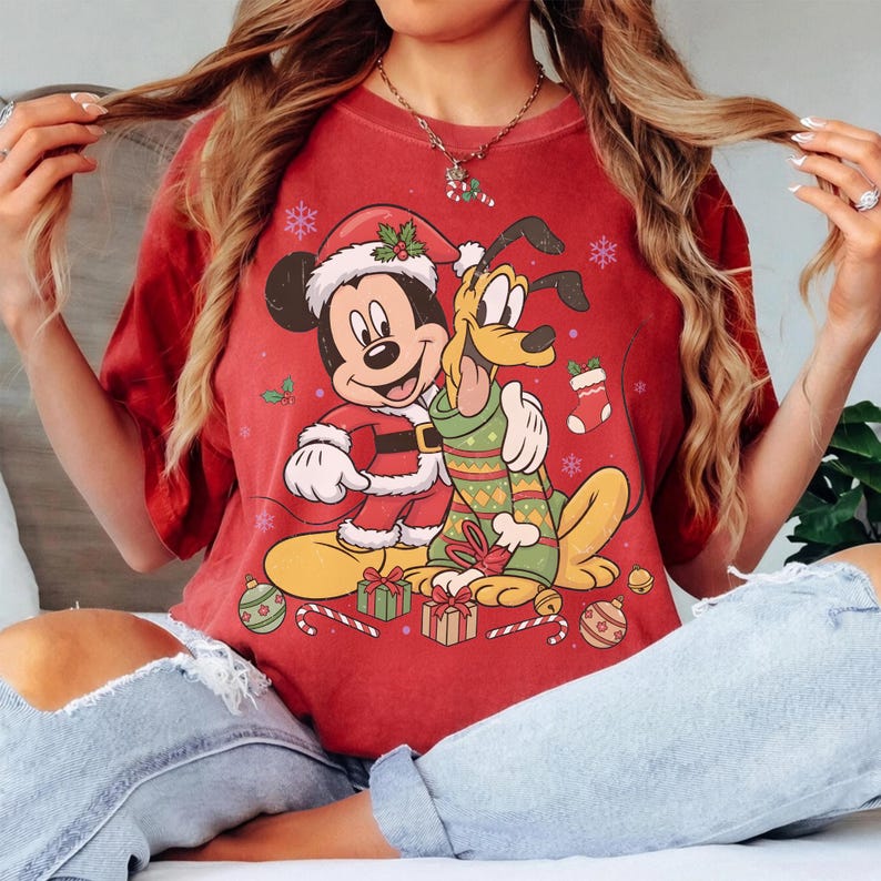 Mickey Pluto Christmas Shirt, Retro Disney Best Friends Holiday Shirt, Disneyland Family Matching Christmas Vacation Trip Shirt 2026
