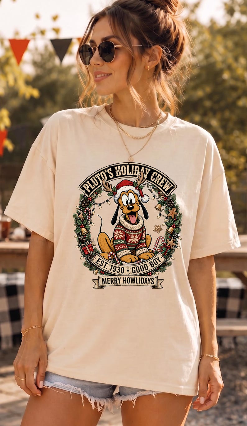 Pluto Christmas Shirt, Disney Holiday Crew T-shirt, Vintage Disney Xmas Sweatshirt, Retro Merry Howlidays Dog Mom Shirt