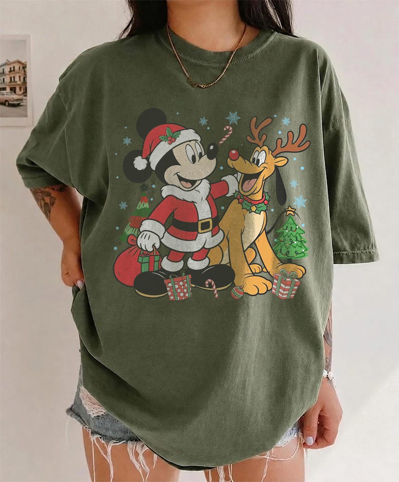 Retro Santa Mickey and Pluto Reindeer Christmas Comfort product image 7